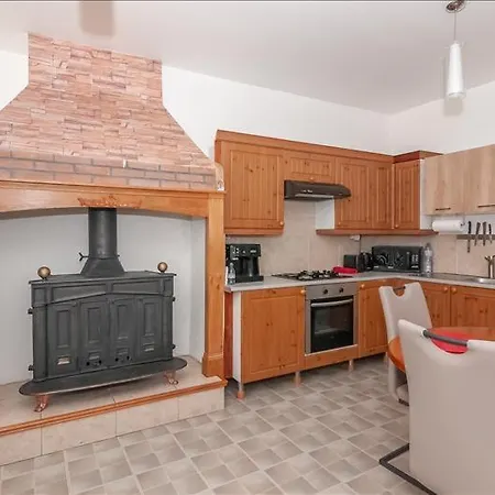 Apartment Maison De *